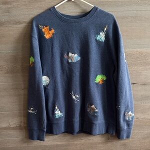 Women’s Navy Graphic Sweater